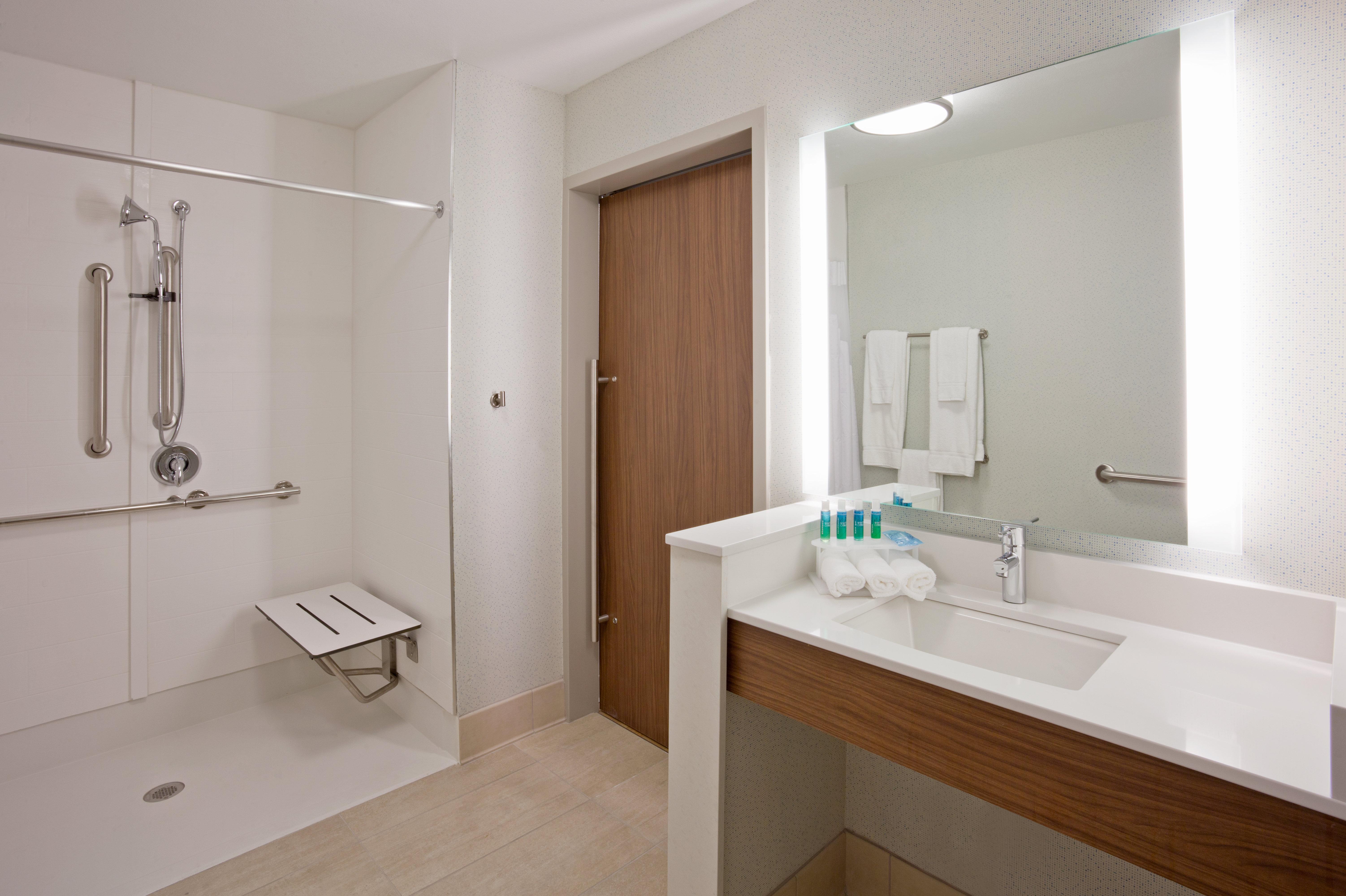 Holiday Inn Express And Suites Des Moines Downtown By Ihg Exteriör bild