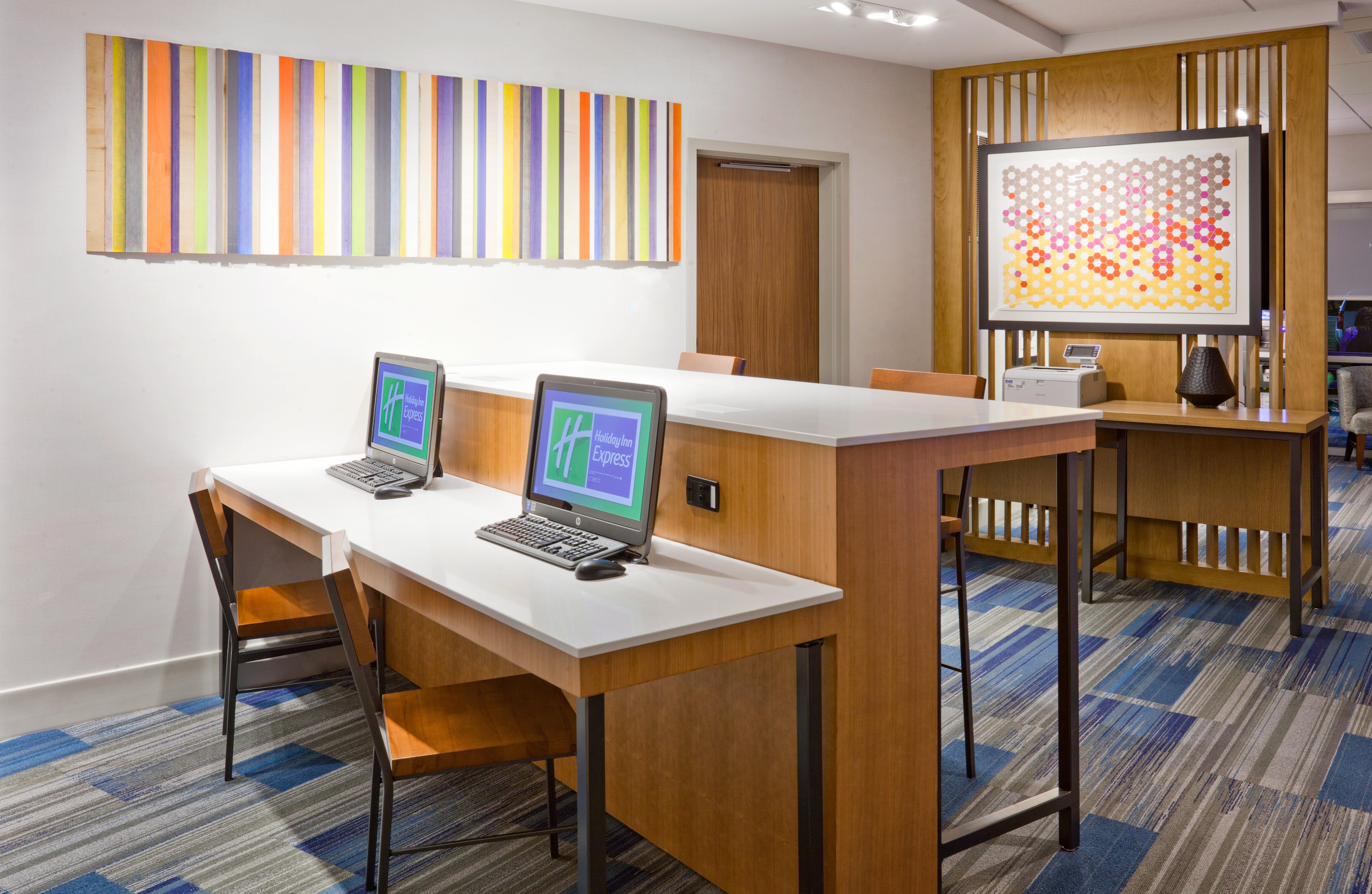 Holiday Inn Express And Suites Des Moines Downtown By Ihg Exteriör bild