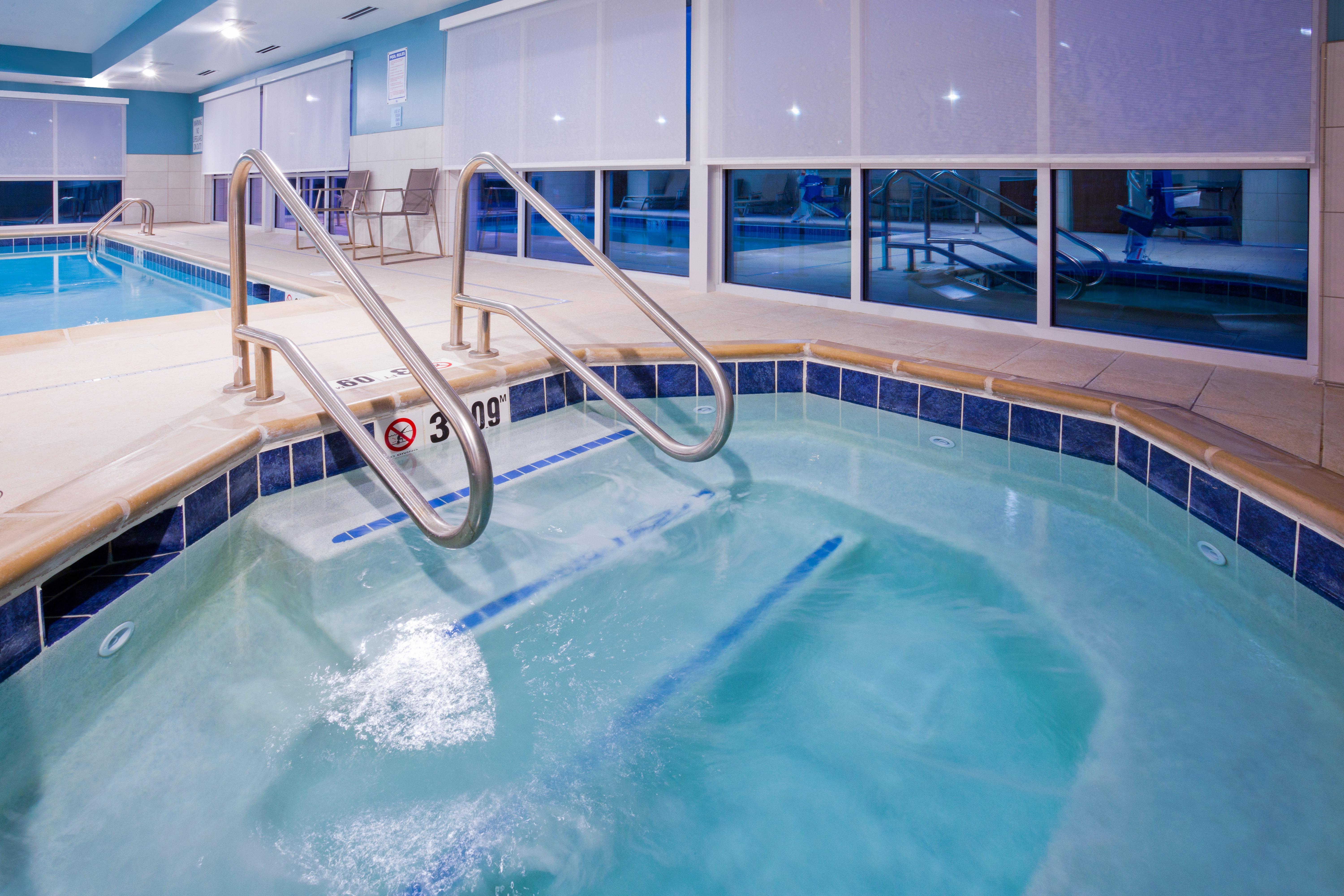 Holiday Inn Express And Suites Des Moines Downtown By Ihg Exteriör bild