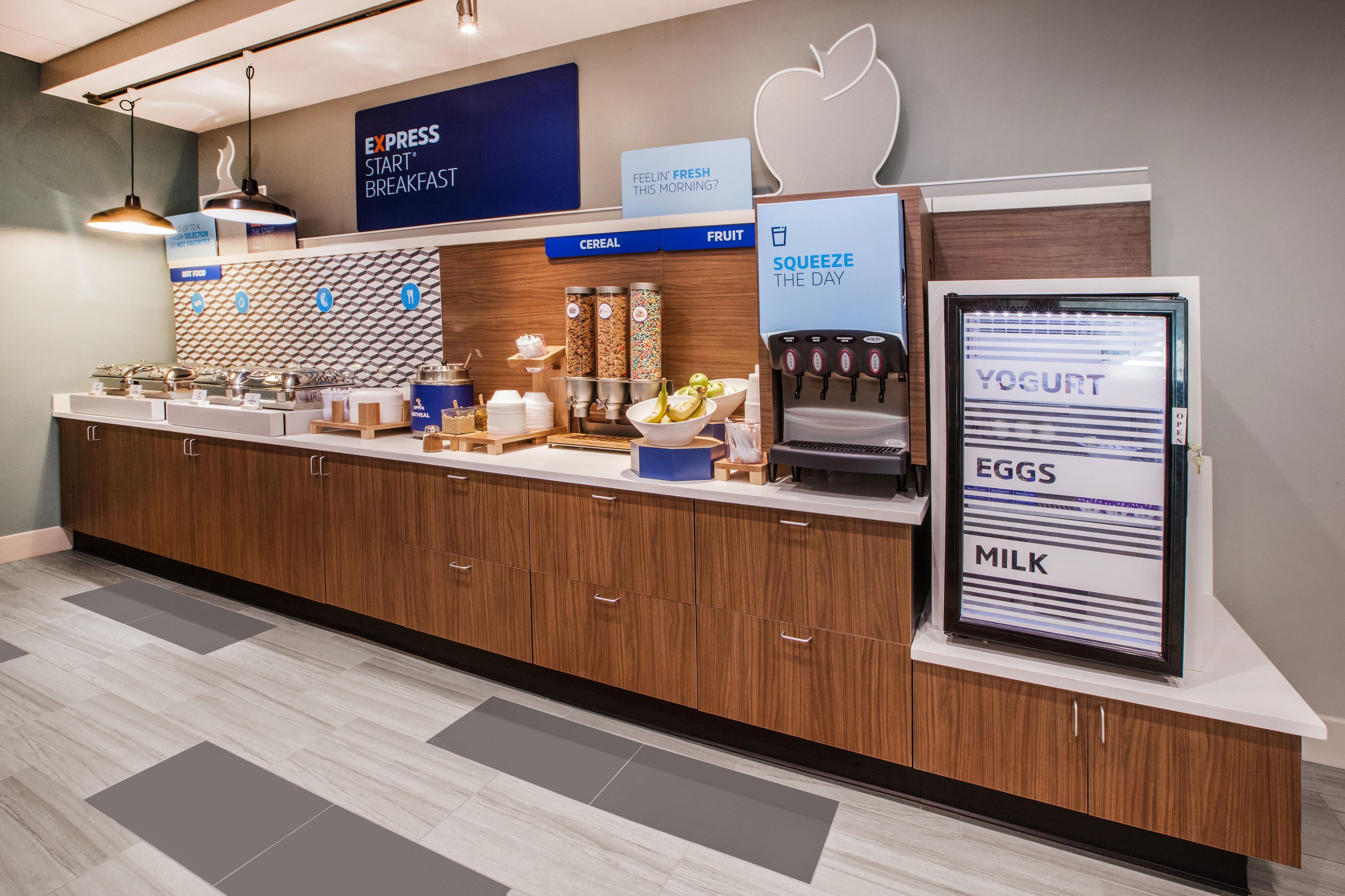 Holiday Inn Express And Suites Des Moines Downtown By Ihg Exteriör bild